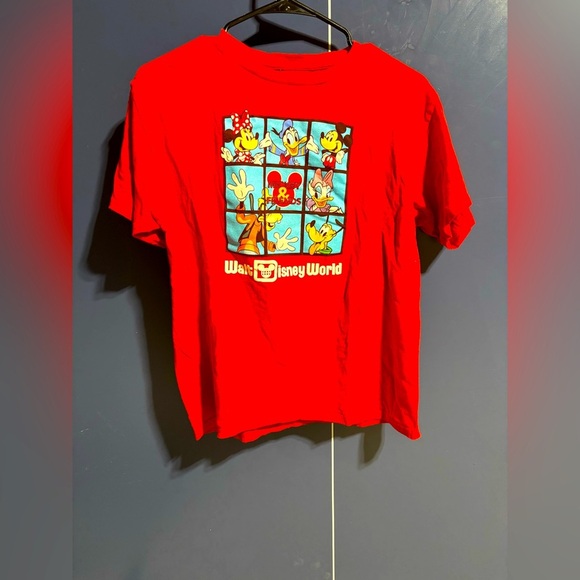 Disney Walt Disney World Red Short Sleeve Shirt. Kids Sizes M 7/8  & XL 14 - Picture 1 of 6